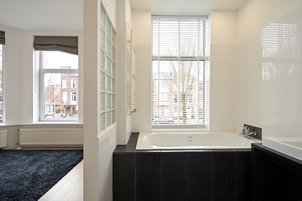 Medium property photo - Beeklaan 347A, 2562 AX The Hague